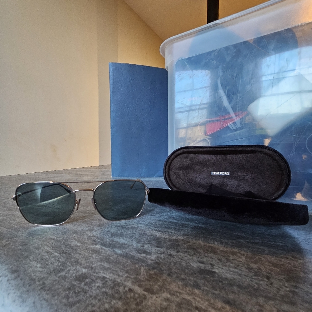 TOM FORD DYLAN SUNGLASSES